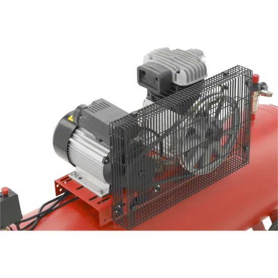 Бутален компресор YATO 200 L 2200 W