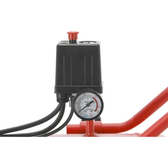 Бутален компресор YATO 200 L 2200 W