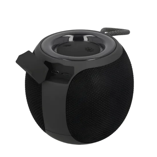 Преносима Bluetooth колонка 12W с RGB Bluetooth 5.3 и IPX4